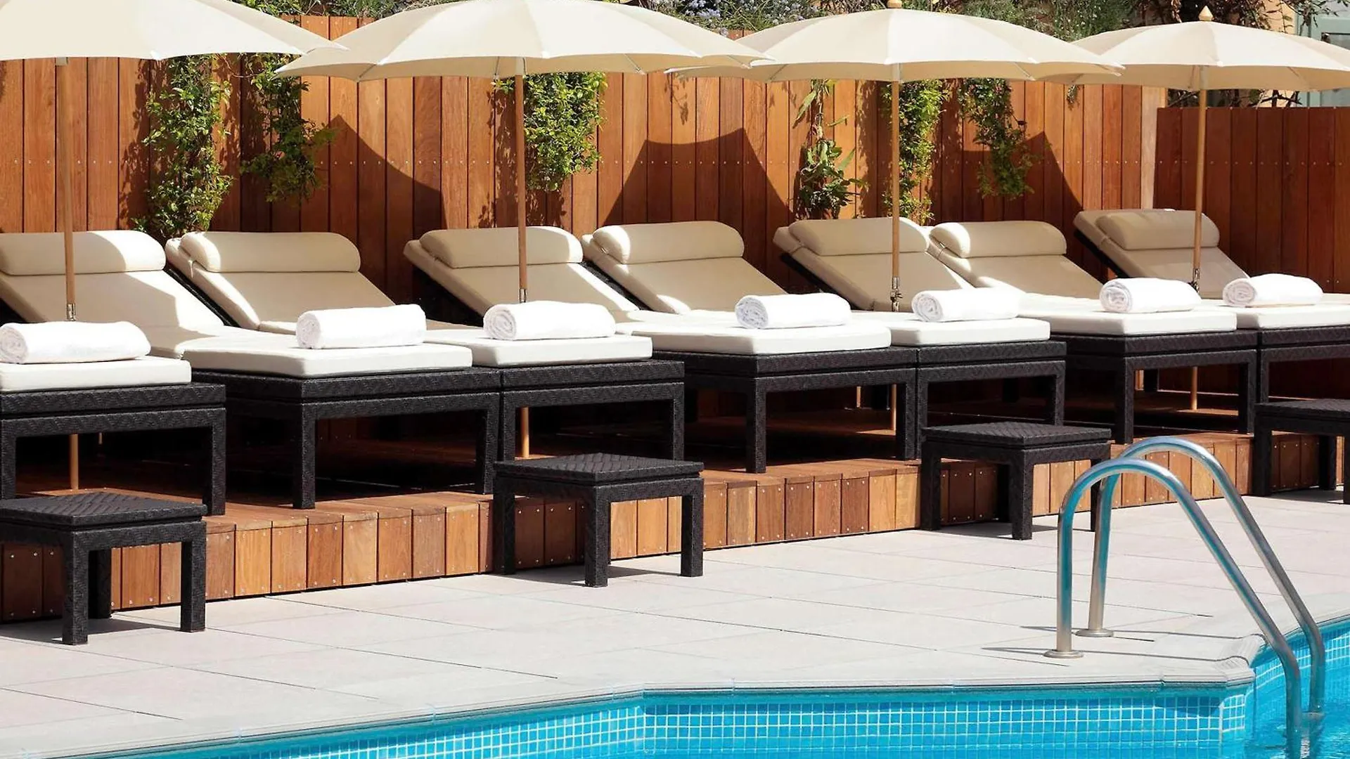 Grand Hotel Roi Rene Aix - Mgallery Collection Aix-en-Provence 4*,